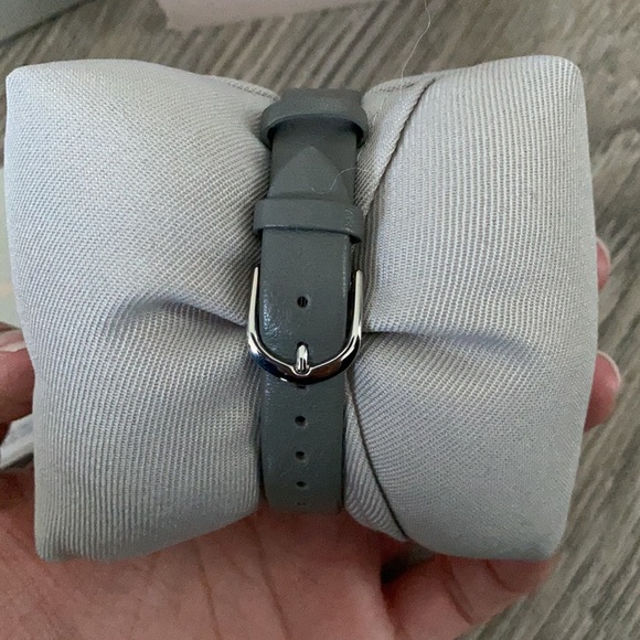 Olivia Burton Women’s Watch - Picture 3 of 4